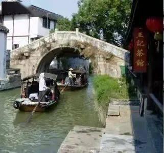 五彩泡沫